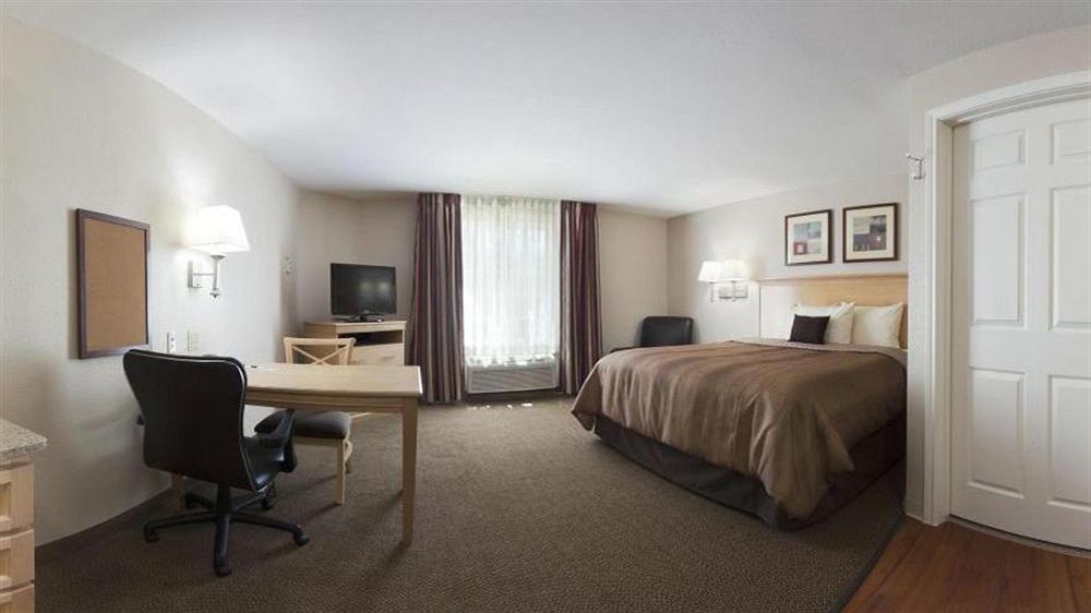 Candlewood Suites Houston The Woodlands By Ihg Εξωτερικό φωτογραφία